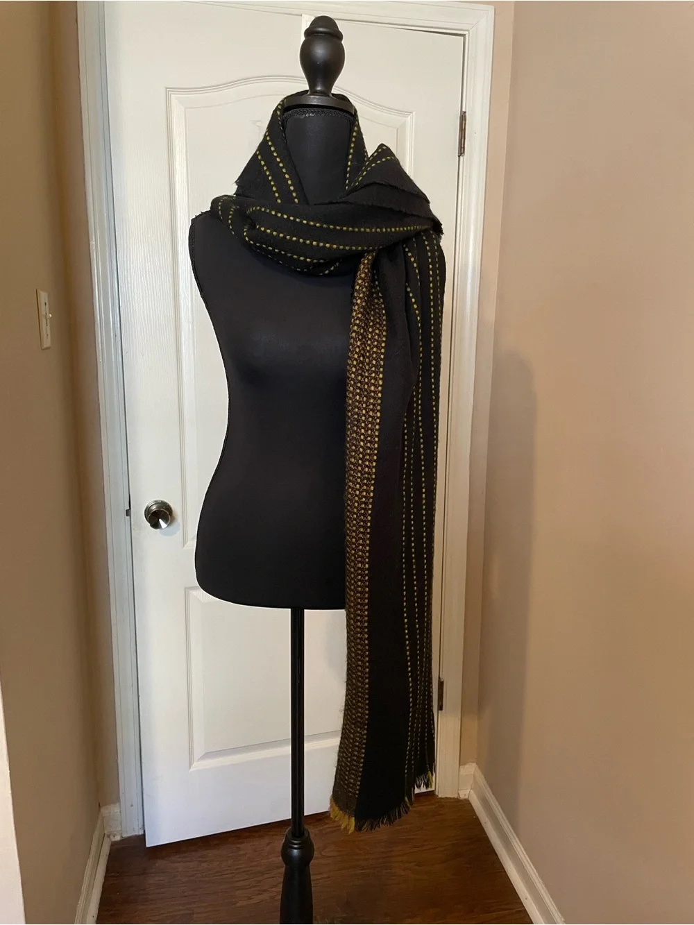 Marine Layer Oversized Blanket Scarf Black Chartreuse Woven Fringe Wrap  28x80
